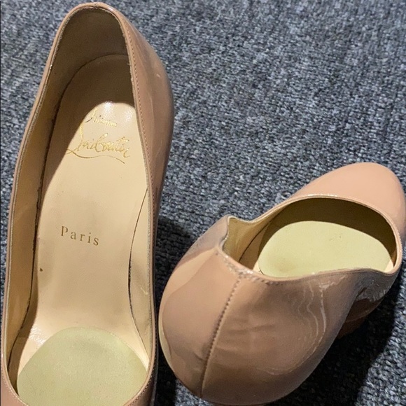 Louboutin Pumps - Picture 2 of 4